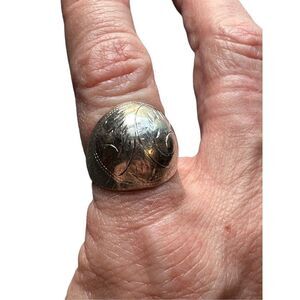 Sterling Silver 925 Dome Ring with Floral Etched Design